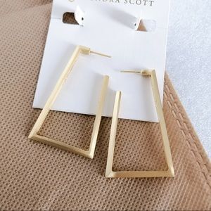 Kendra Scott Easton Gold Statement Hoop Earrings